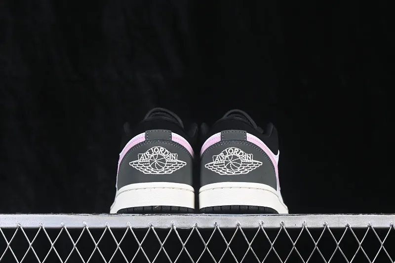 All categories Air Jordan Jordan series basketball shoes Air Jordan 1 Low G version pure original Air Jordan 1 Low AJ1 Joe 1 black gray purple low-top retro culture basketball shoes II3788-003